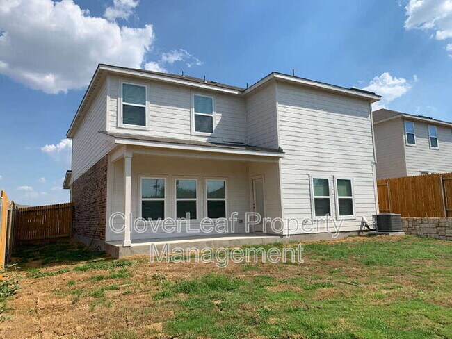 Building Photo - 9039 Gore Cres