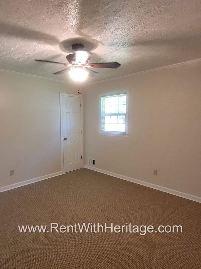 Building Photo - Gorgeous 3bd/2bath Brick Home/ Attention To Detail/ Upgrades Galore/ Great Location