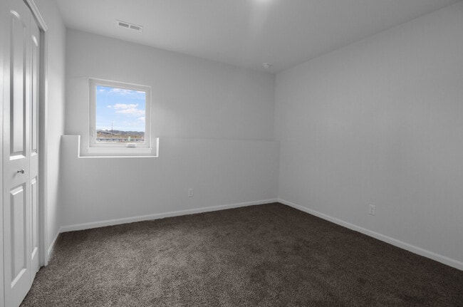 Building Photo - 3121 W 82nd Pl