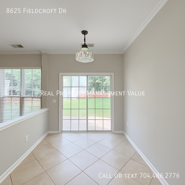 Building Photo - 8625 Fieldcroft Dr