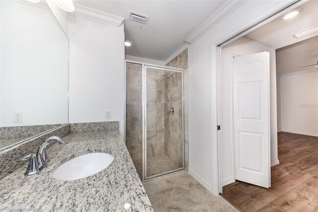 Building Photo - 14091 Heritage Landing Blvd