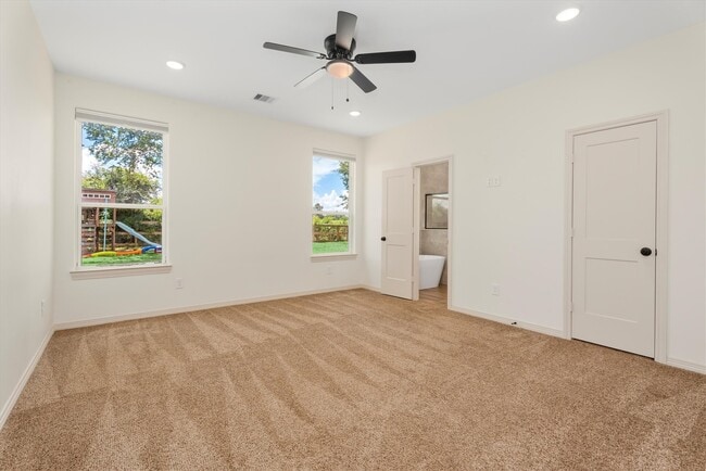 Building Photo - 24738 Roscommon Ln