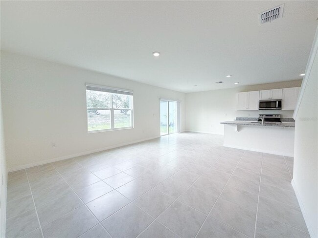 Building Photo - 2054 Tay Wes Dr