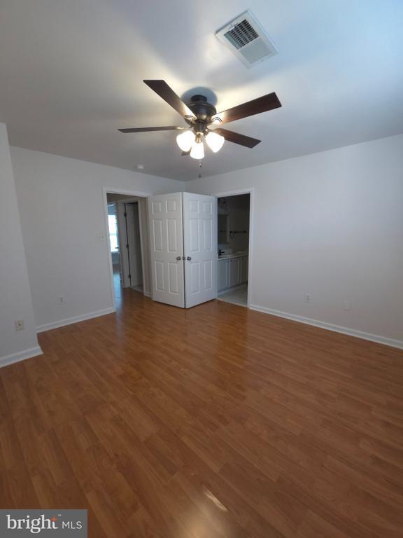 Building Photo - 4703 Colonnade Way