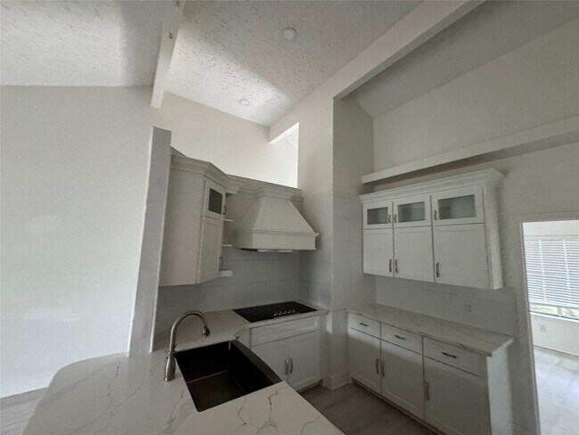 Building Photo - 3723 Westmeadow