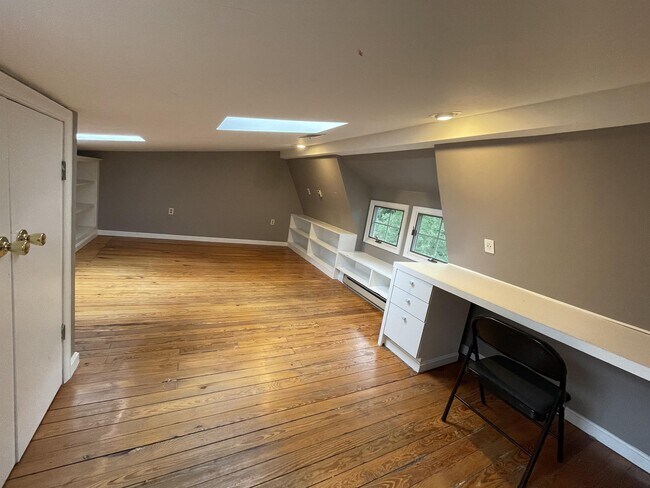 Building Photo - 2018 Pierce Mill Rd NW