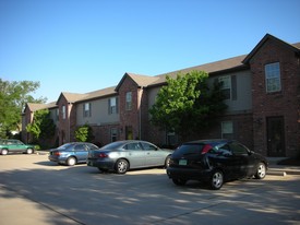Building Photo - 2803 S. Beck Lane
