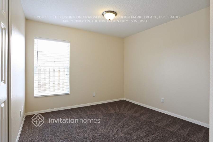 Building Photo - 4207 Donnington Dr