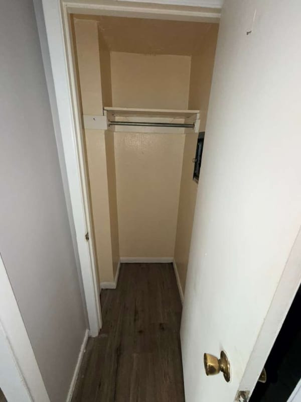 Building Photo - 15112 Euclid Ave