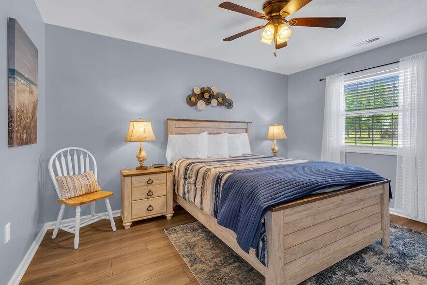 Building Photo - 589 Blue River Ct