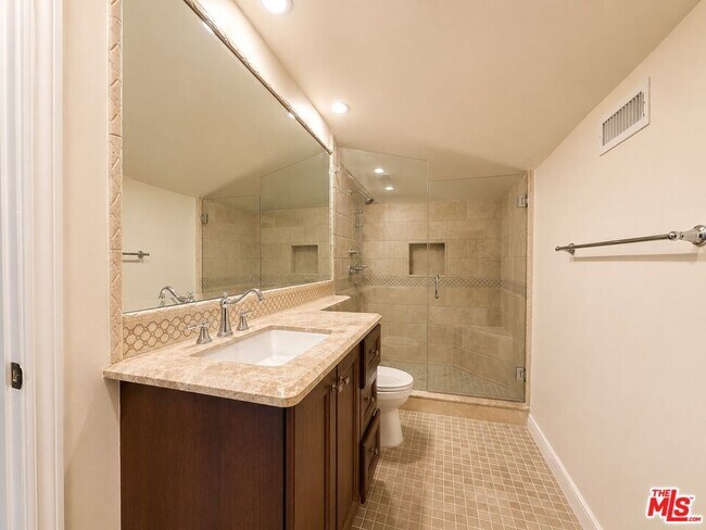 Building Photo - 2200 S Canfield Ave