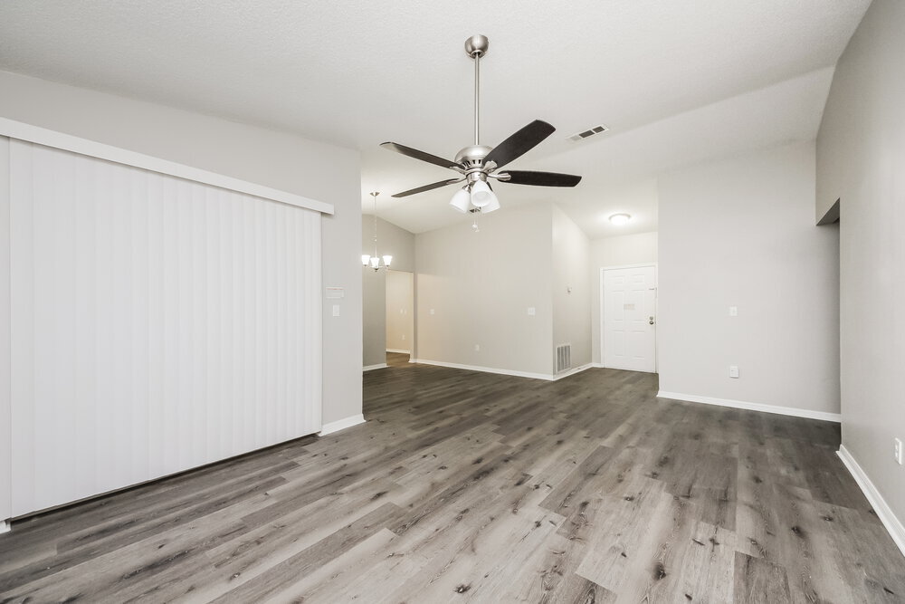 Building Photo - 2928 Dana Ln