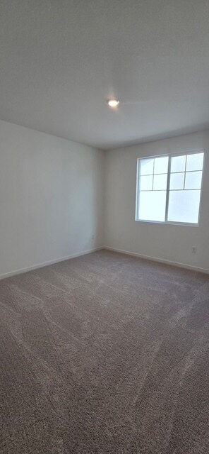 Building Photo - Welcome to your dream home in Lathrop! Thi...