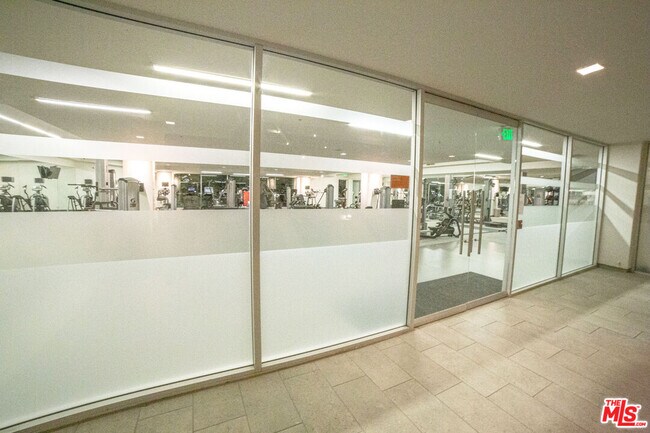 Building Photo - 1234 Wilshire Blvd
