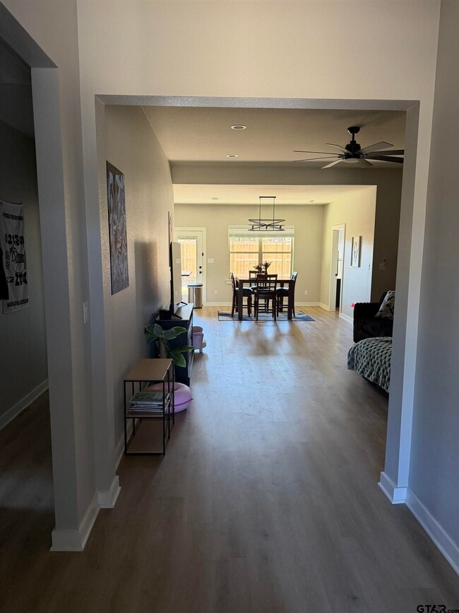 Building Photo - 11201 County Rd 166