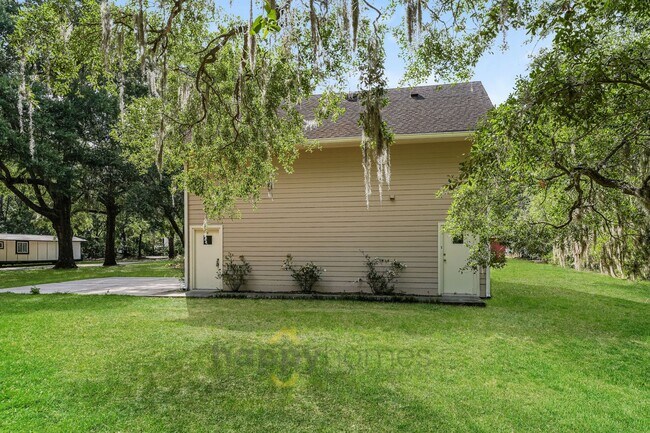 Building Photo - 2 Bed 2 Bath on Johns Island