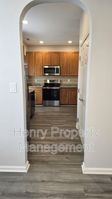 Building Photo - 5108 Mabe Dr