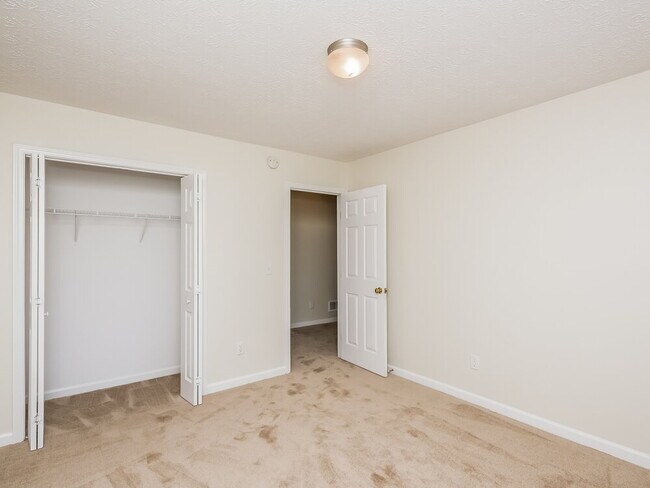 Building Photo - 216 Overlook Dr