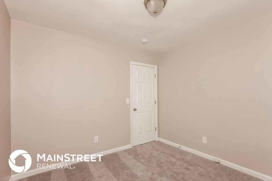 Building Photo - 2316 Torrington Ln