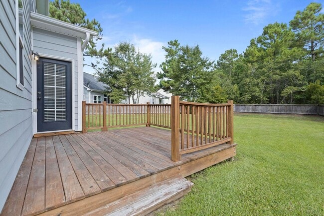 Building Photo - 4 Bedroom in Mimosa Bay with BOAT ACCESS!