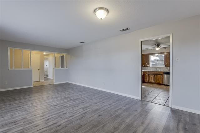 Building Photo - 105 Stiles Dr