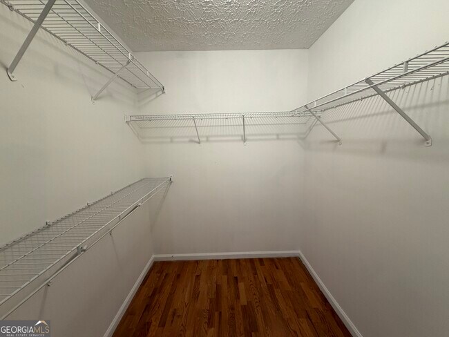 Building Photo - 1417 Keys Crossing Dr NE