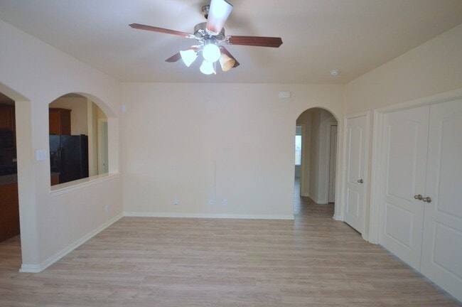 Building Photo - 11115 Barker Park Ct