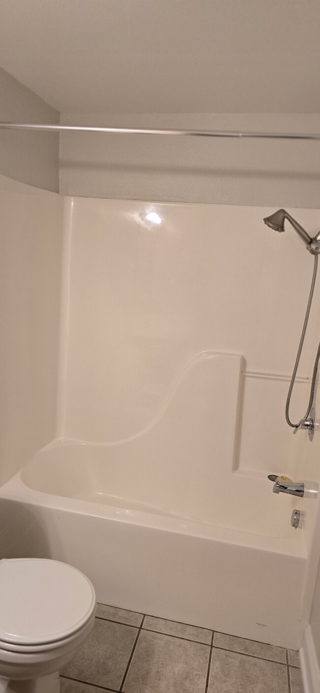 Building Photo - 6026 E Fieldstone Hills Dr