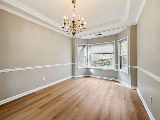 Building Photo - Beautiful 4BR 2BA Home with Garage Parking in Alpharetta