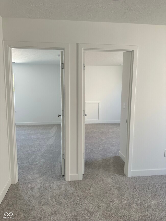 Building Photo - 8560 Tripp Rd