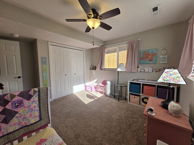 Building Photo - 4122 E 21st Ave