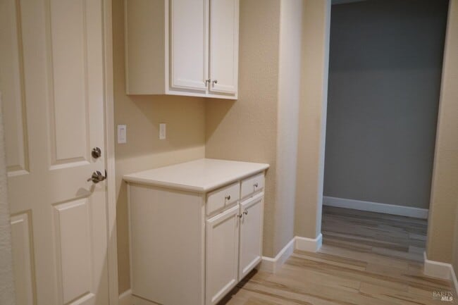 Building Photo - 415 Belvedere Dr