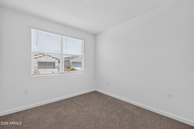 Building Photo - 1823 W Sombra Ave
