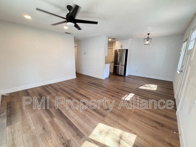 Building Photo - 2300 Elizabeth Ave