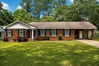 Building Photo - 662 Pringle Dr