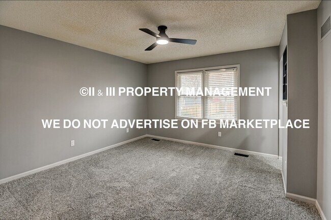 Building Photo - 1114 NE Richardson Pl