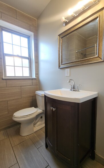 Building Photo - 1029 Central Ave