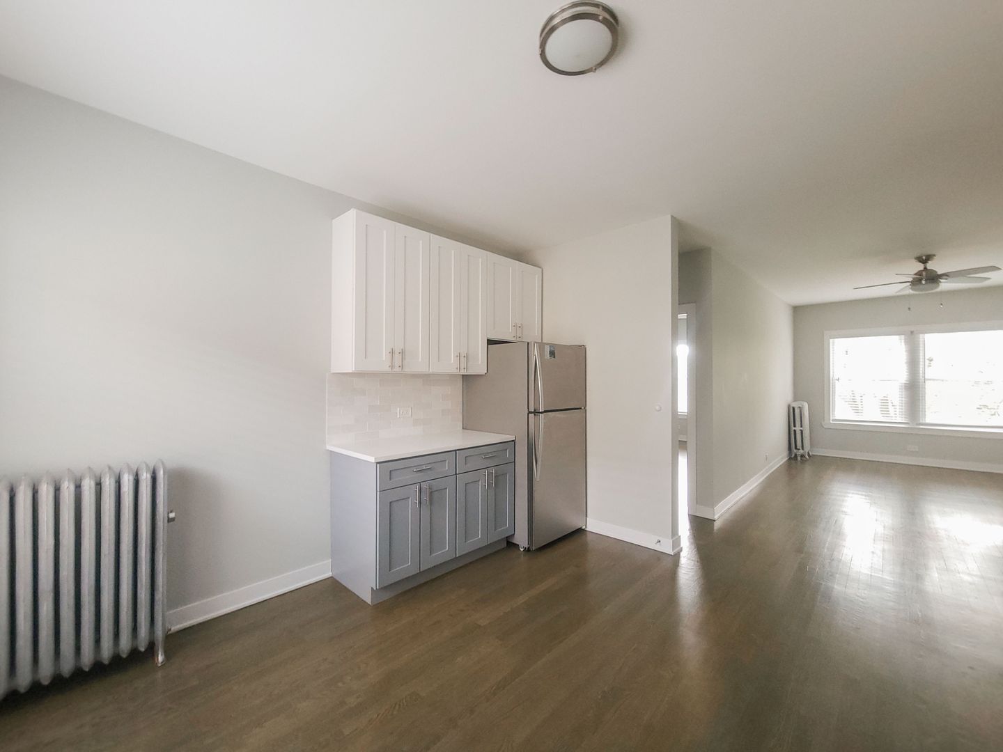 Building Photo - 5137 N Wolcott Ave