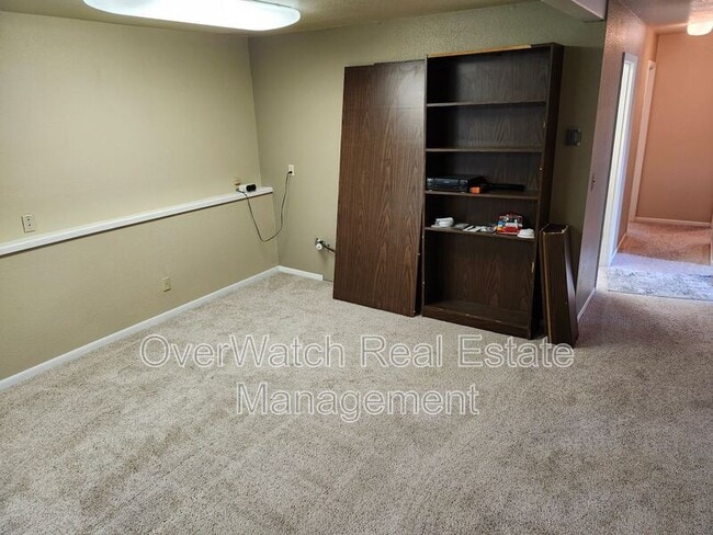 Building Photo - 3890 Caravelle Dr