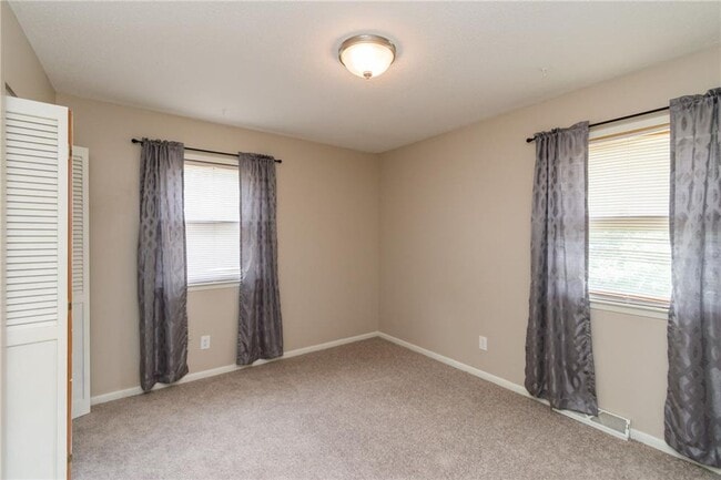 Building Photo - Beautiful Marion Home for Rent! Available April 1st!