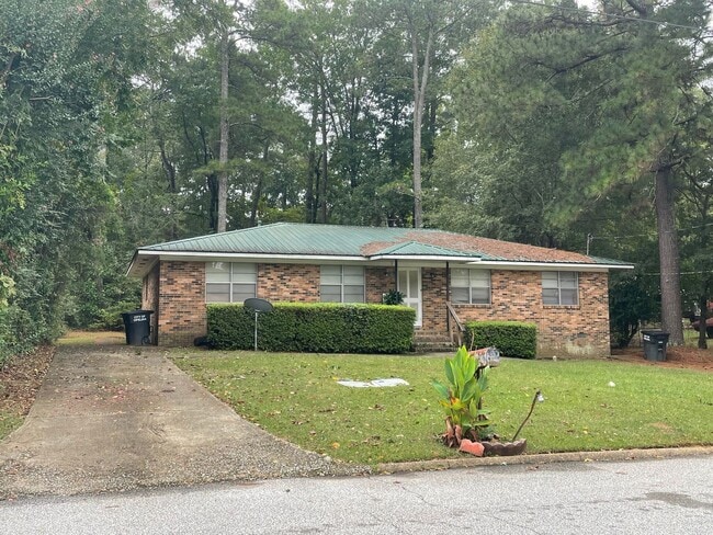 Building Photo - Charming 2BR/1BA in the Heart of Opelika –...