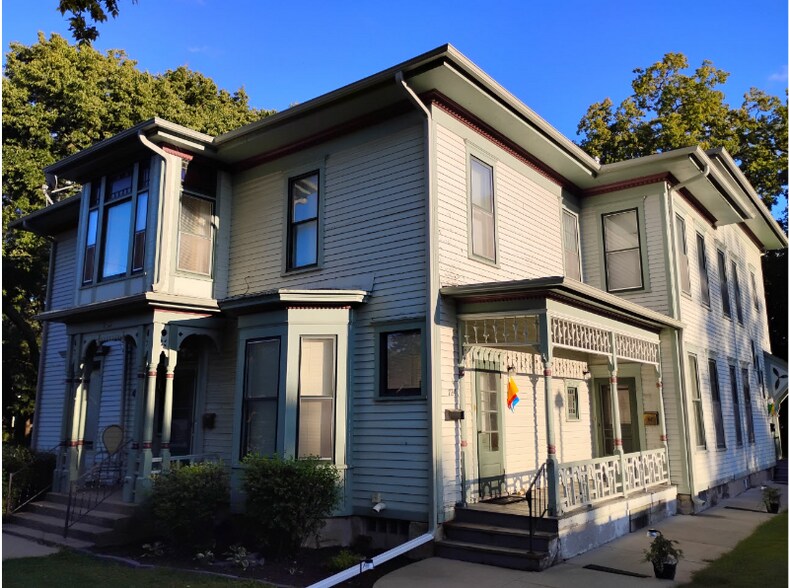 Primary Photo - 724 Chapin St