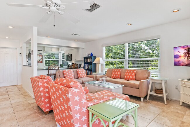 Building Photo - 405 Luke St