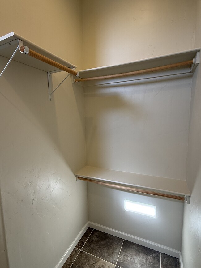 Building Photo - 2937 Washington St NE