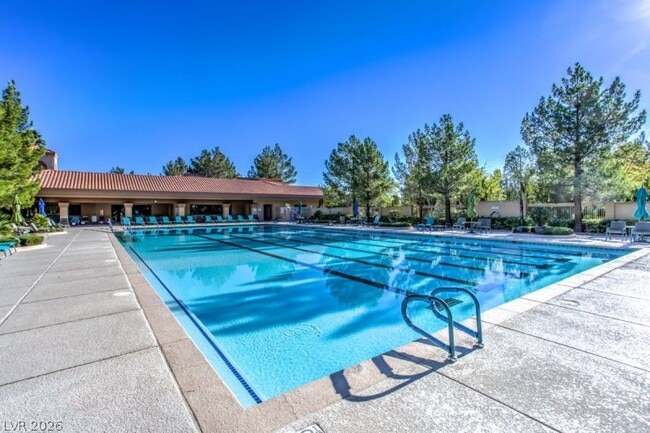 Building Photo - 2517 Banora Point Dr