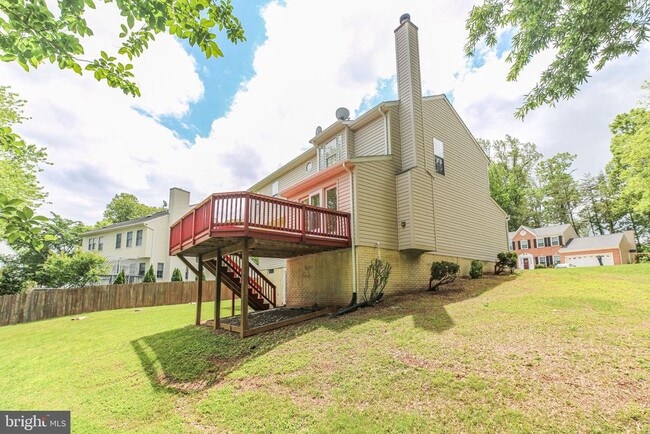 Building Photo - 64 Spring Lake Dr