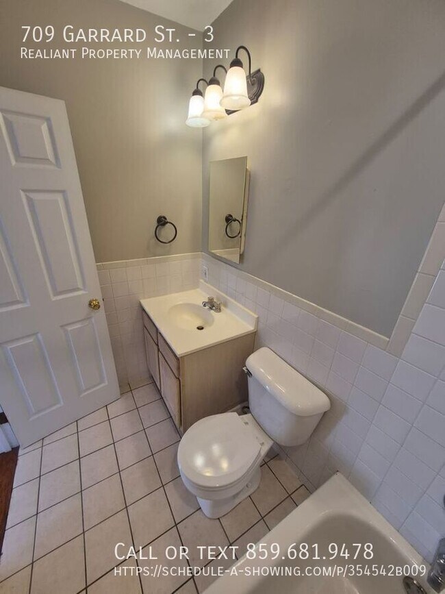 Building Photo - 709 Garrard St