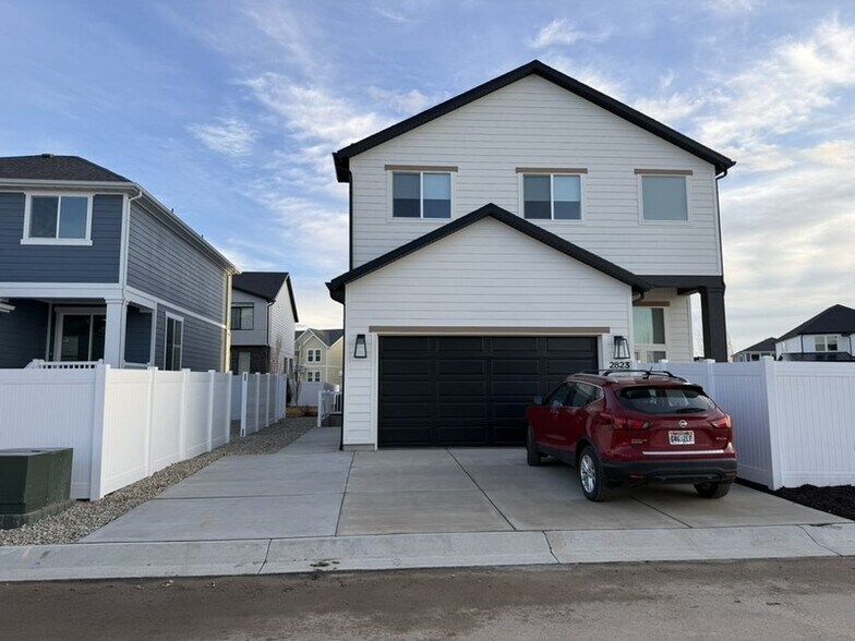 Building Photo - 2823 W 2720 N