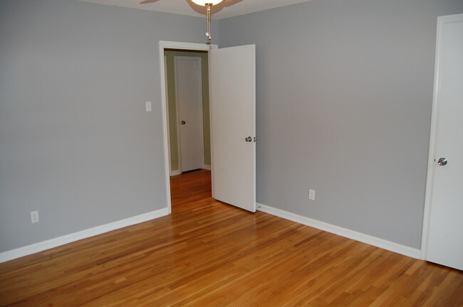 Bedroom 2 other view - 506 N Greensboro St