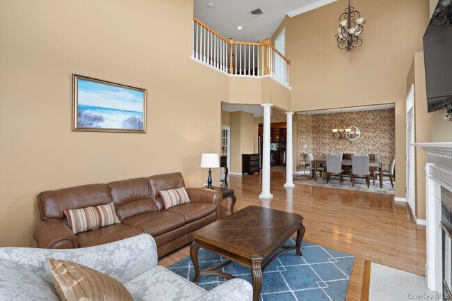 Building Photo - 1 Pinehurst Cir